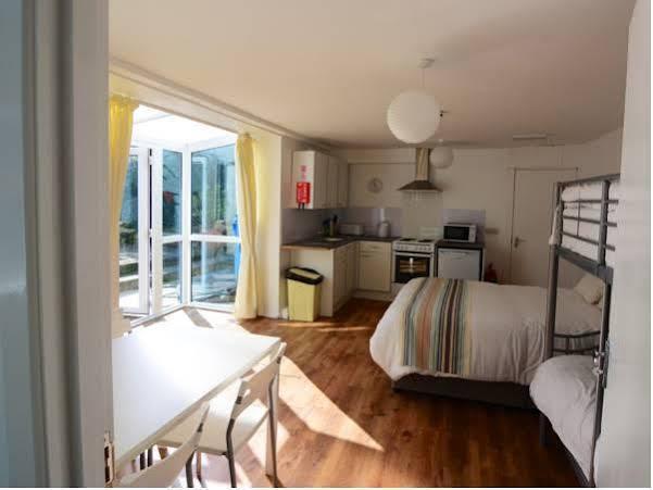 A Pousada Portrush Townhouse Exterior foto